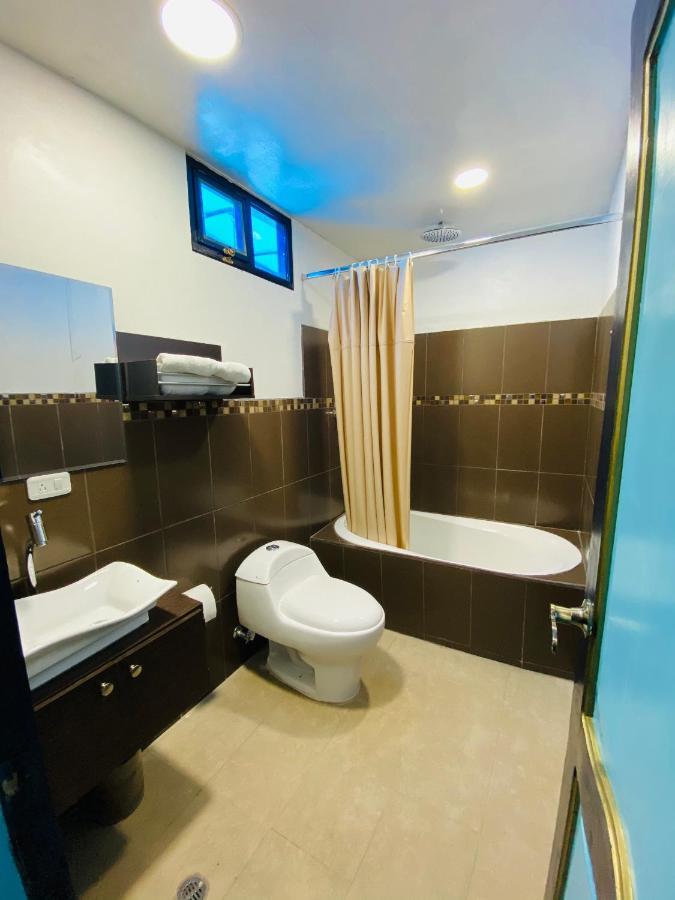 Hotel Montecarlo Riobamba Ngoại thất bức ảnh